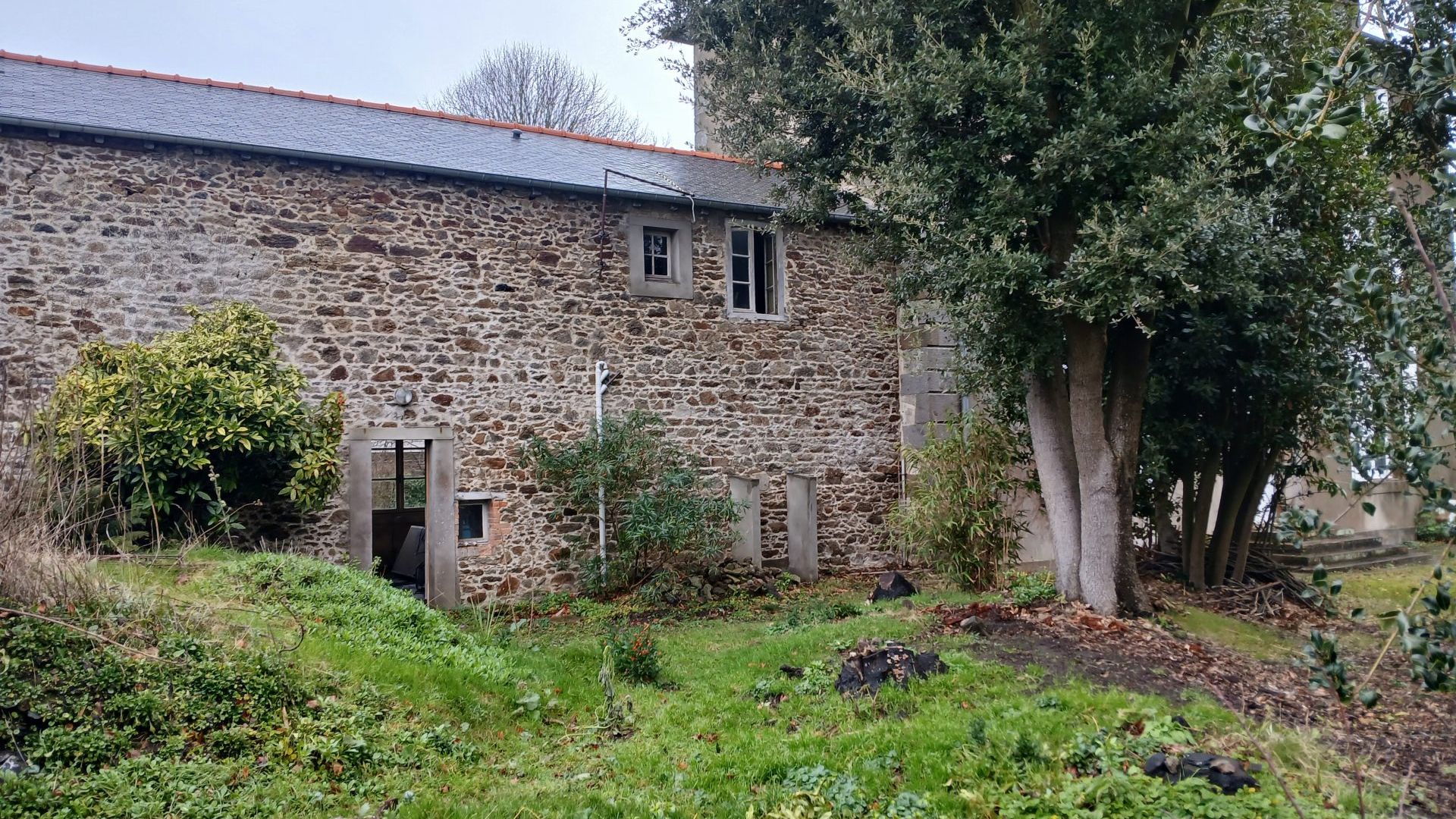 Réhabilitation d'une dépendance en pierre à Saint-Malo — Rénovation à Saint-Malo